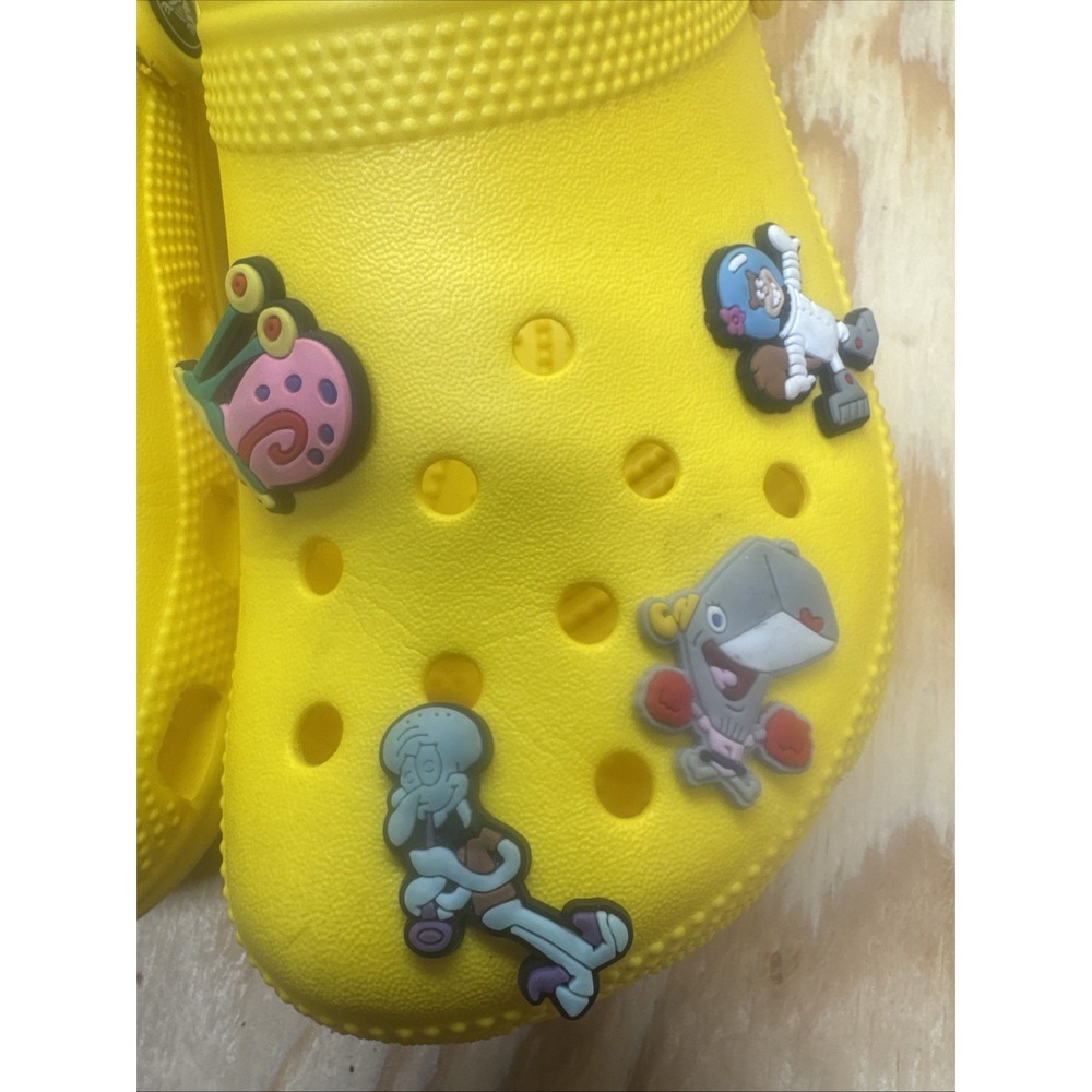 Crocs Yellow Clogs Women's 5 SpongeBob Jibbitz‎ Pins Slip-On Comfort Shoes - Picture 10 of 11